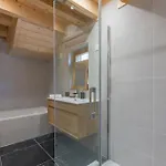 Large For 10 With Beautiful Garden Chalet Chamonix