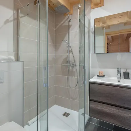 شاليه Large For 10 With Beautiful Garden شامونكس