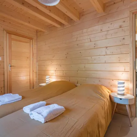 Large For 10 With Beautiful Garden * 霞慕尼